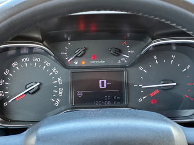 Citroen C3 Aircross PureTech 82 Feel (17)