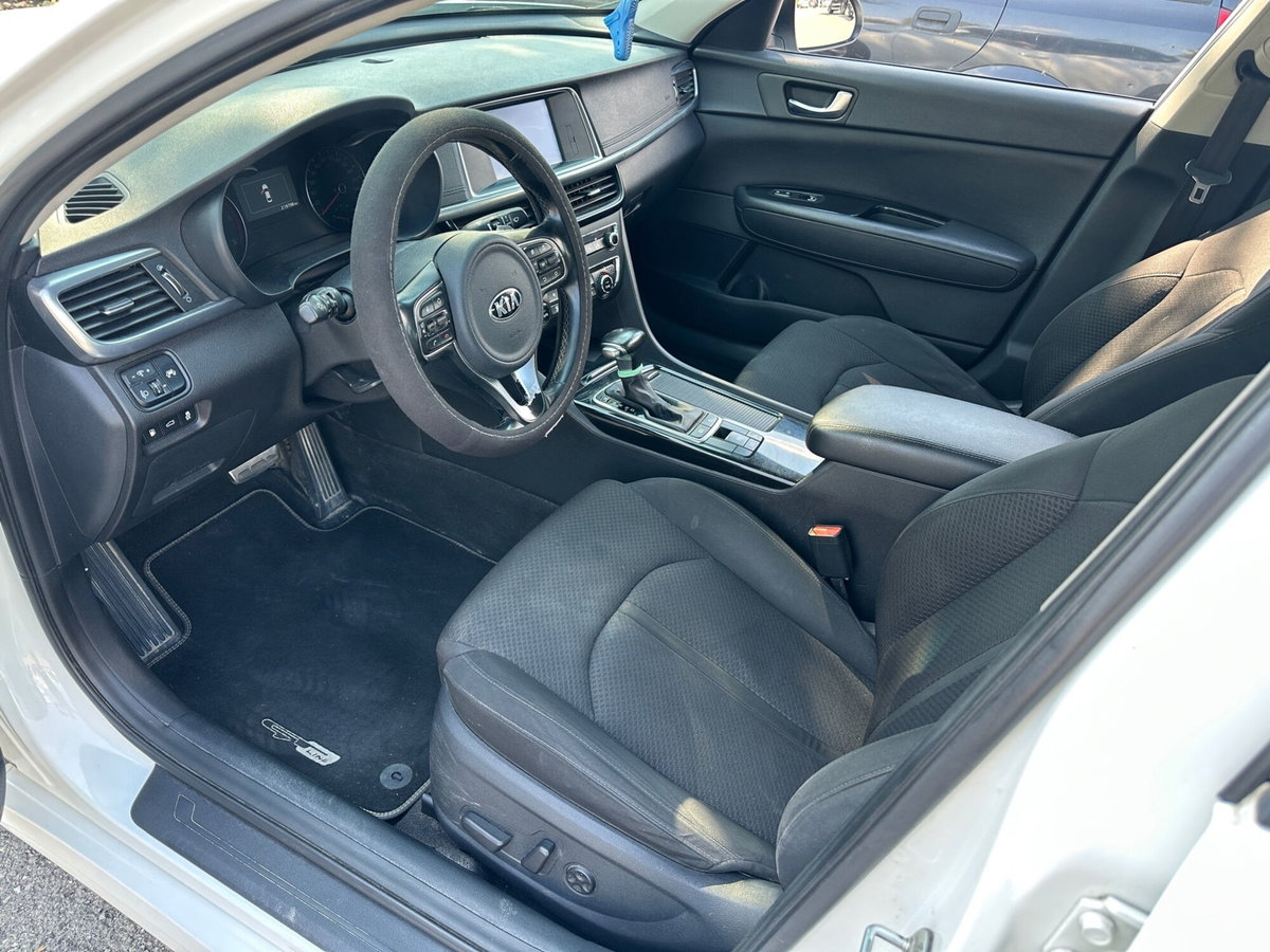 Kia Optima 1.7 CRDi Stop&Go Class (10)