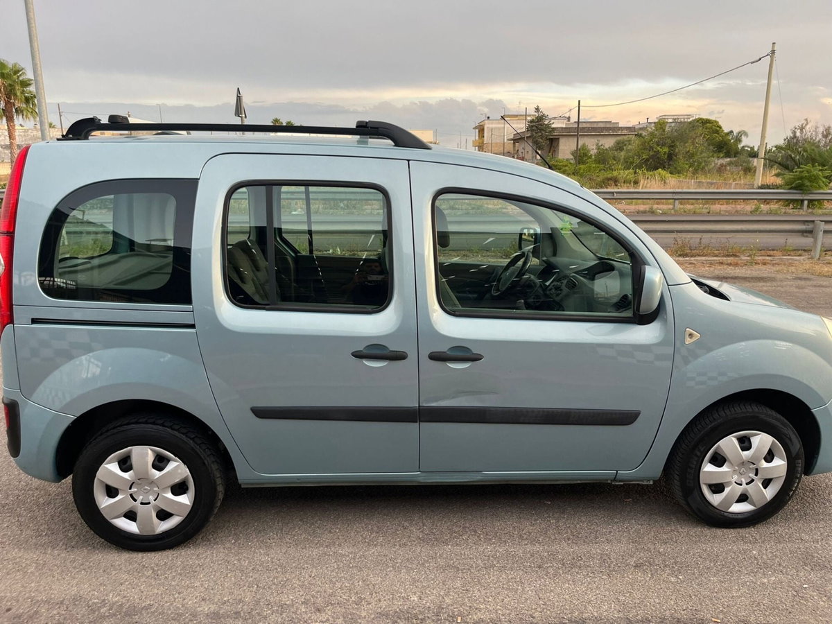 Renault Kangoo 1.6 105CV 4p. GPL Express Ice (4)