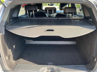 Mercedes-Benz Classe B 200 d Automatic 4Matic Premium (11)