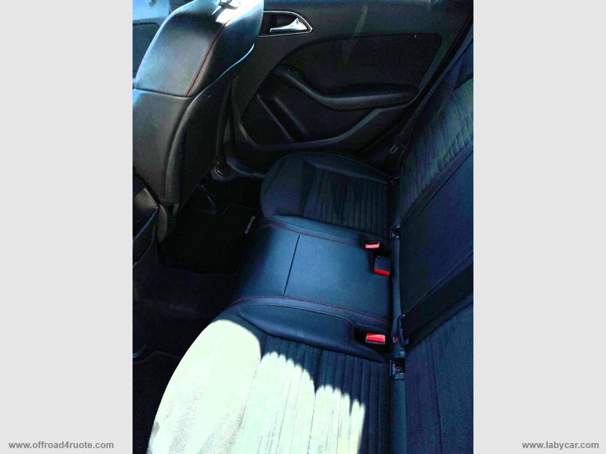Mercedes-Benz Classe B 200 d Automatic 4Matic Premium (8)
