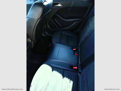 Mercedes-Benz Classe B 200 d Automatic 4Matic Premium (8)