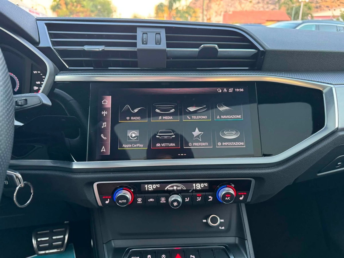 Audi Q3 Sportback 35 TDI quattro S tronic S line edition (16)