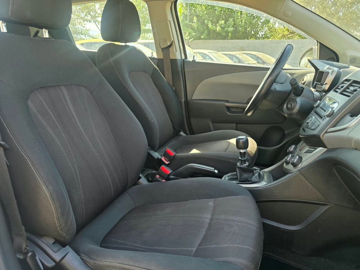Chevrolet Aveo 1.3 diesel 75CV S&S 5 porte LT (12)