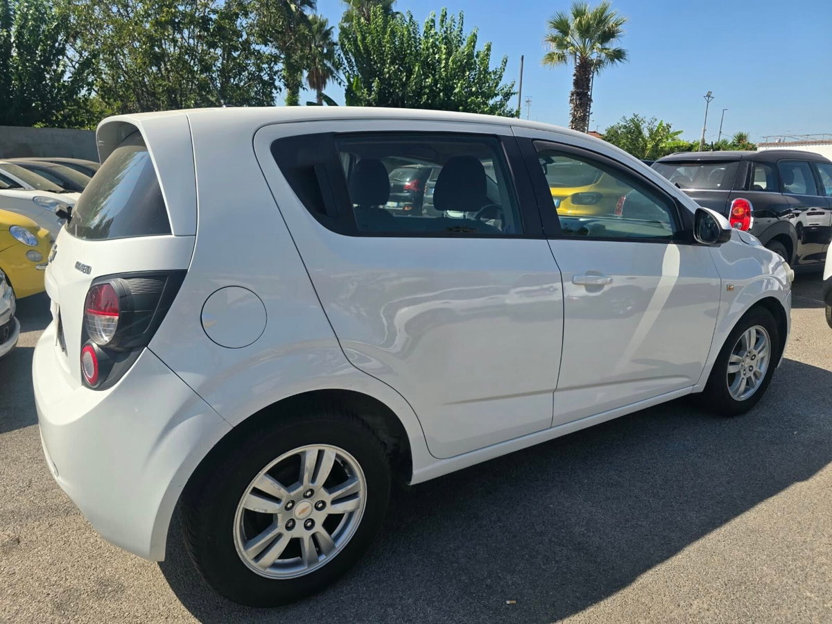 Chevrolet Aveo 1.3 diesel 75CV S&S 5 porte LT (2)