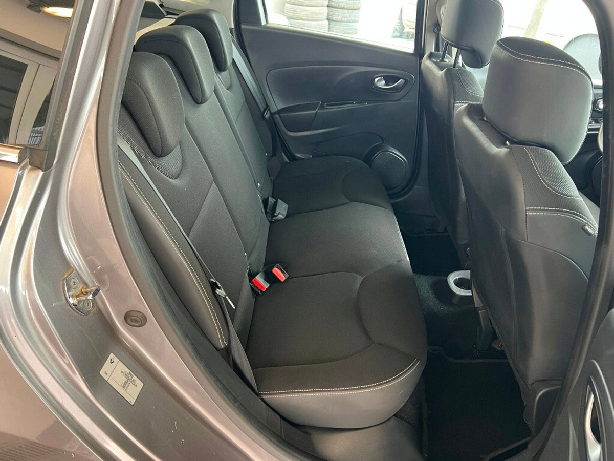 Renault Clio 1.5 dCi 8V 75CV 5 porte Costume National (15)