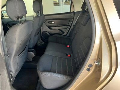 Dacia Duster 1.0 TCe 100 CV ECO-G 4x2 Prestige (18)