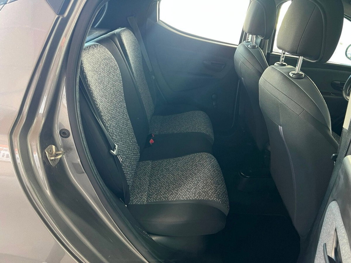 Lancia Ypsilon 1.2 69 CV 5 porte Elefantino Blu (16)