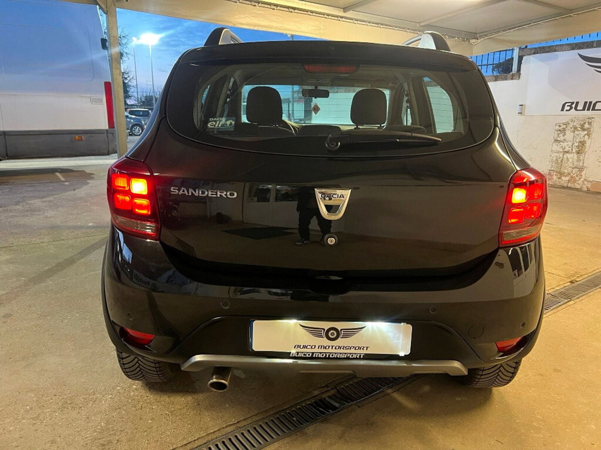 Dacia Sandero Stepway 1.0 TCe 100 CV ECO-G Comfort (6)