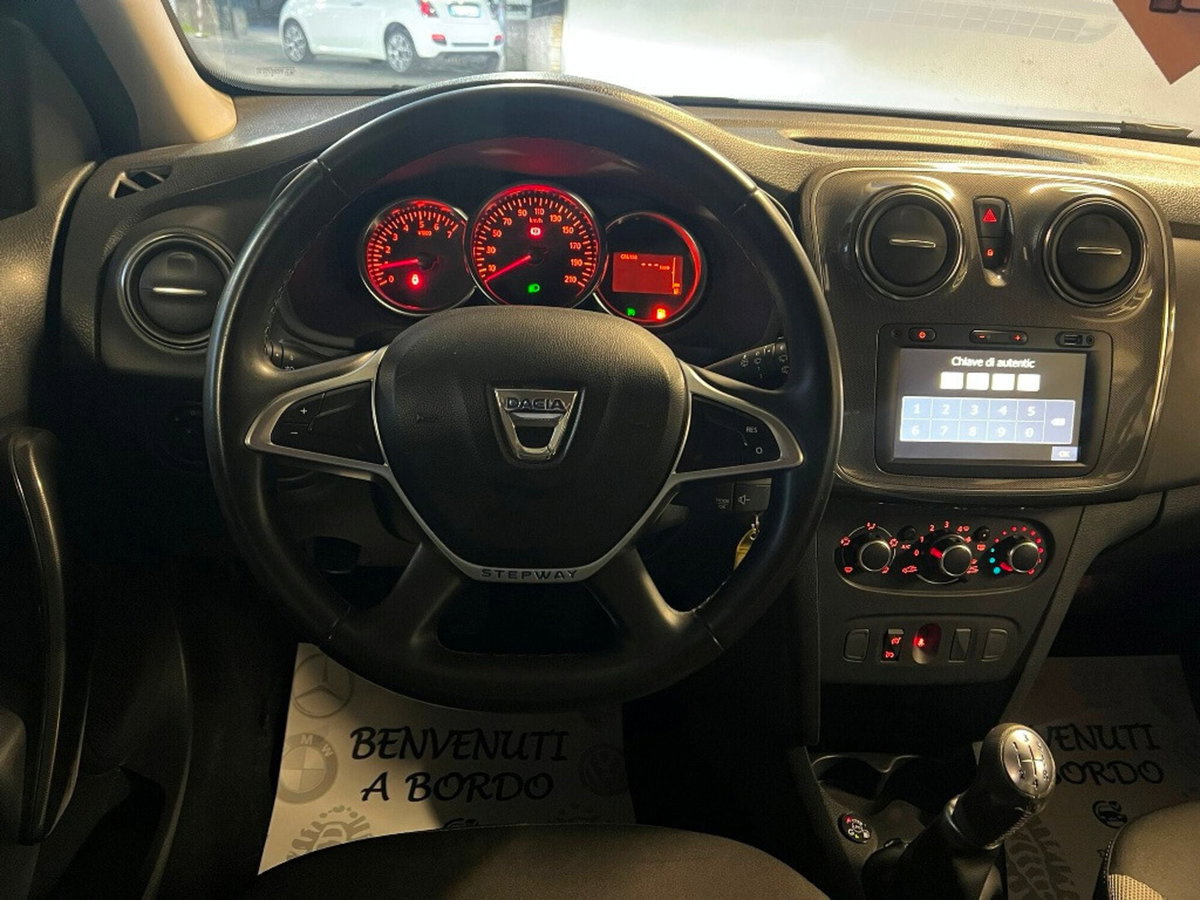 Dacia Sandero Stepway 1.0 TCe 100 CV ECO-G Comfort (9)