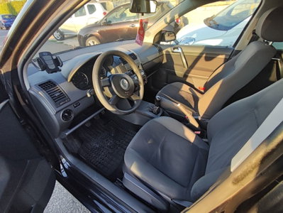 Volkswagen Polo 1.4/80CV 16V 5p. Comfortline (12)