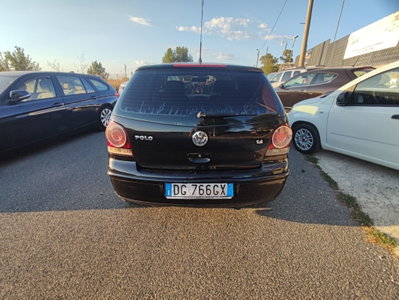Volkswagen Polo 1.4/80CV 16V 5p. Comfortline (6)