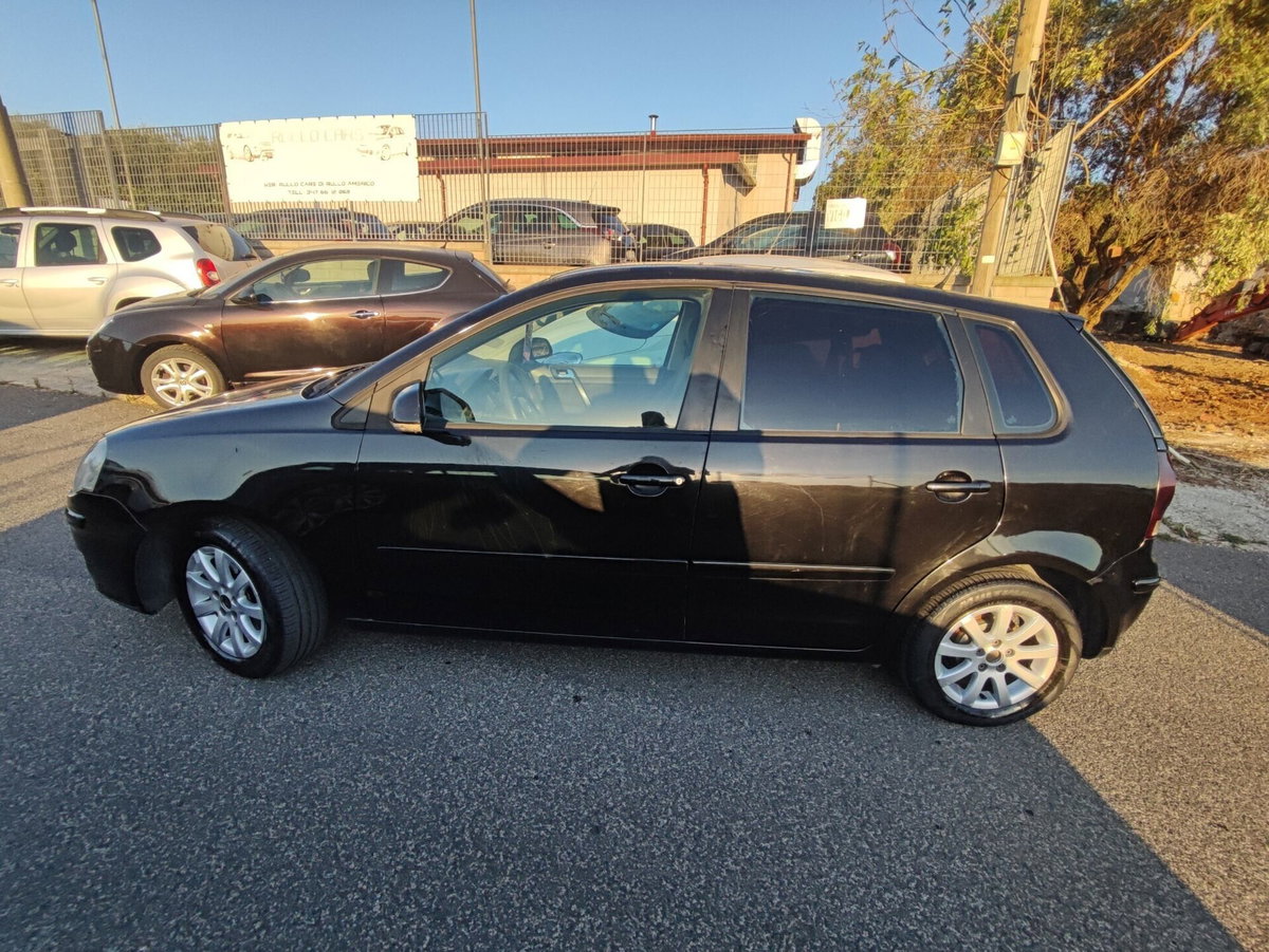 Volkswagen Polo 1.4/80CV 16V 5p. Comfortline (8)