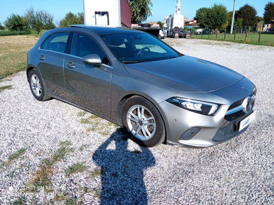 Mercedes-Benz Classe A 180 d Automatic Premium (2)