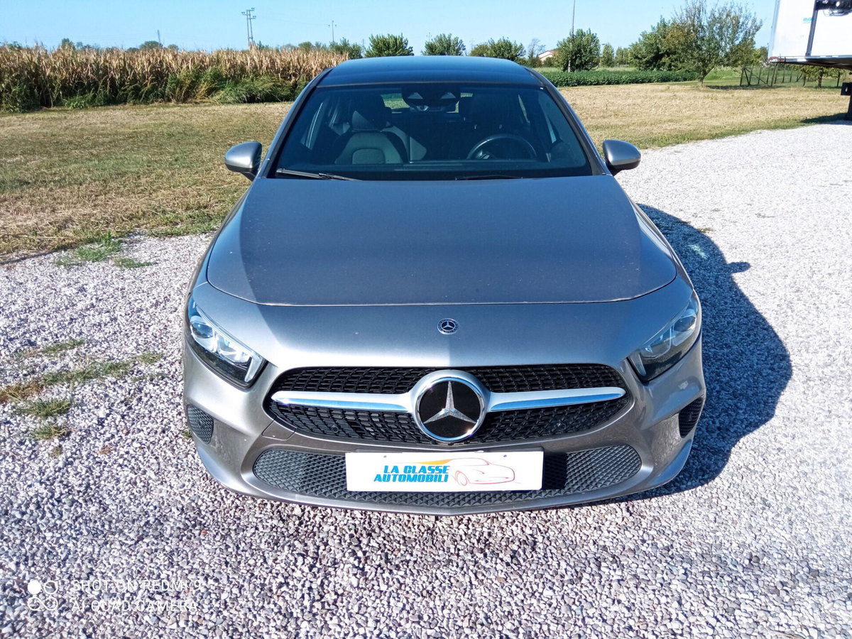 Mercedes-Benz Classe A 180 d Automatic Premium (5)