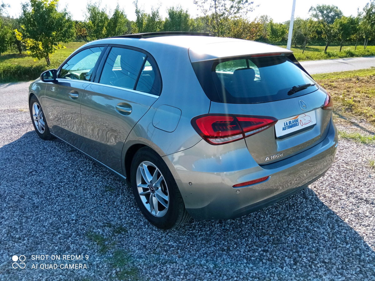 Mercedes-Benz Classe A 180 d Automatic Premium (6)