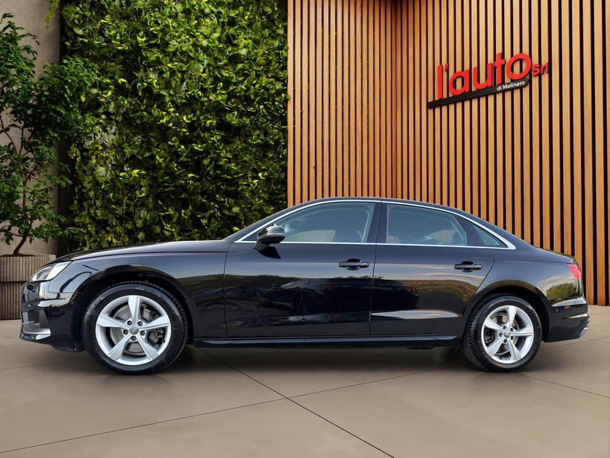 Audi A4 Avant 35 TDI/163 CV S tronic Business Advanced (8)