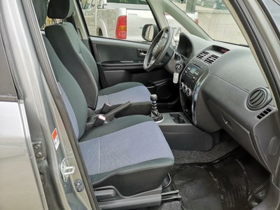 Fiat Sedici 1.9 MJT 4x4 Emotion (7)