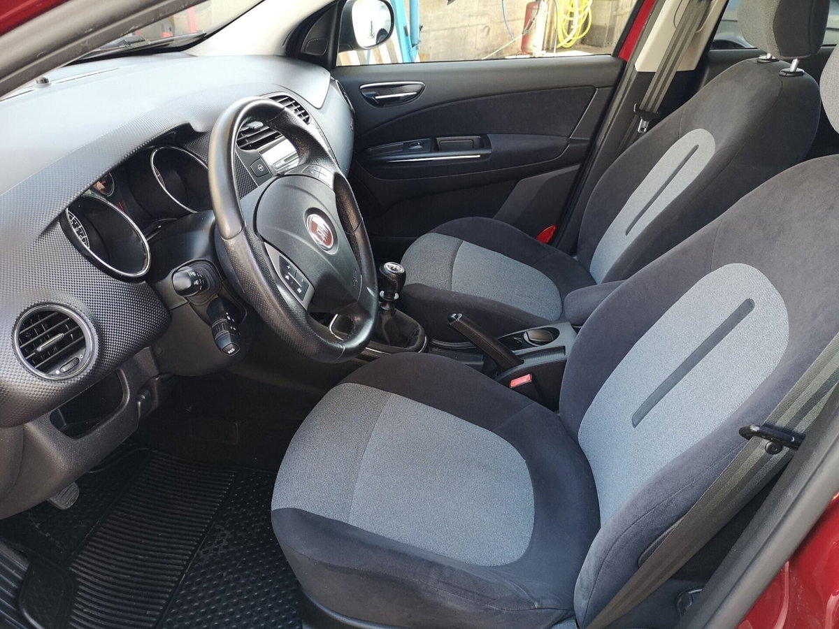 Fiat Bravo 1.6 MJT 120 CV DPF Emotion (11)