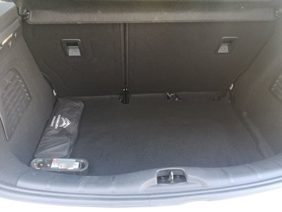 Citroen C3 1.2 VTi 82 Exclusive (10)
