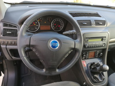 Fiat Croma 1.9 Multijet 16V Dynamic (16)