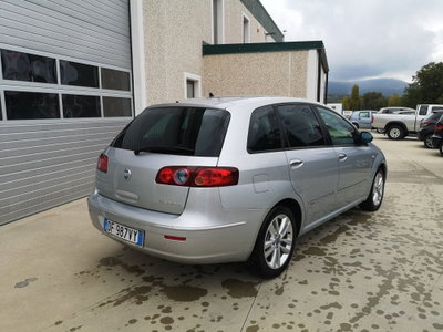 Fiat Croma 1.9 Multijet 16V Emotion (5)