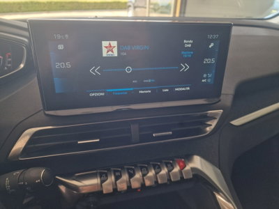 Peugeot 3008 BlueHDi 130 S&S EAT8 Allure Pack (11)