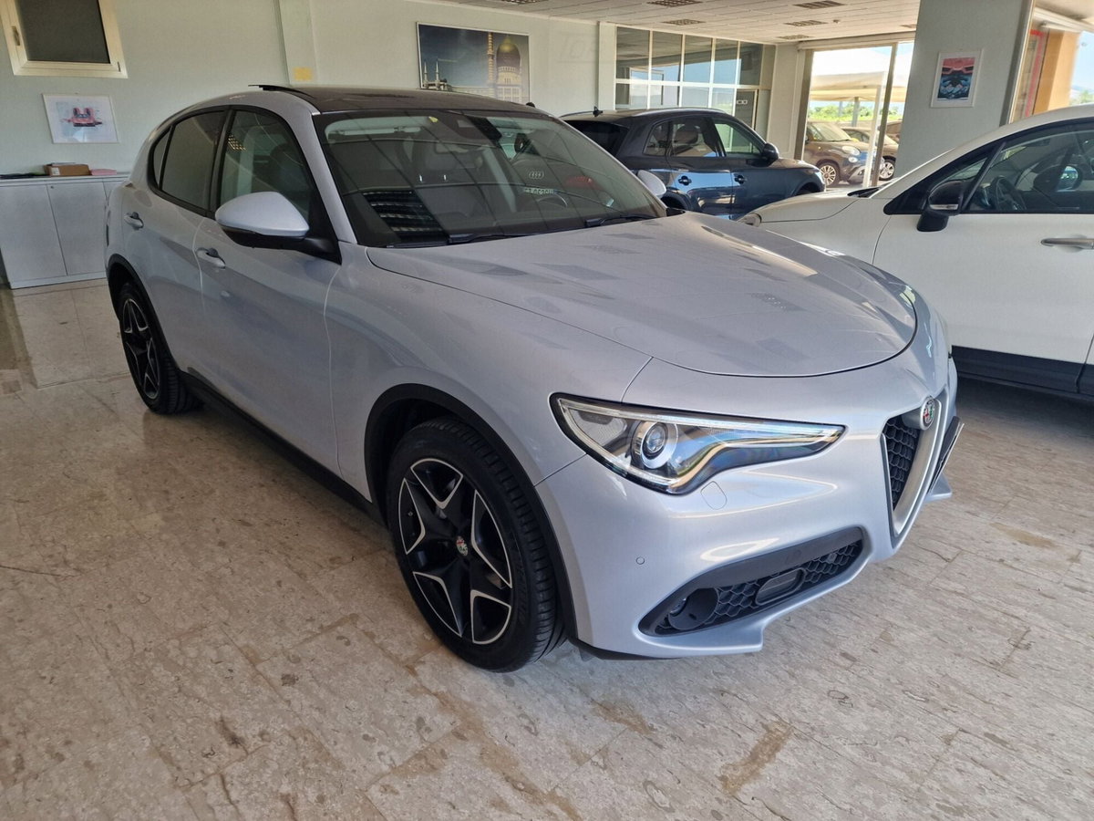 Alfa Romeo Stelvio Stelvio 2.2 Turbodiesel 190 CV AT8 Q4 Ti (4)