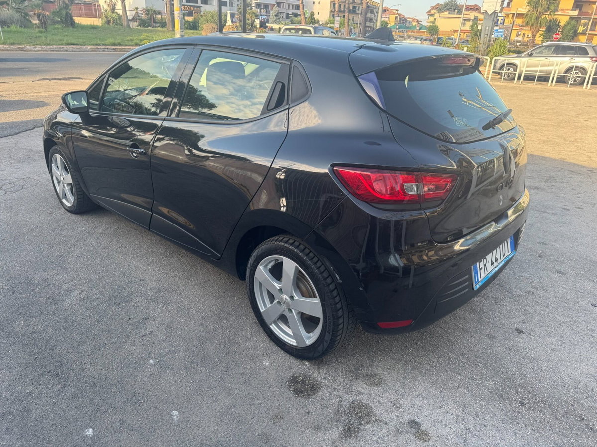 Renault Clio dCi 8V 75 CV Start&Stop 5 porte Energy Duel (5)