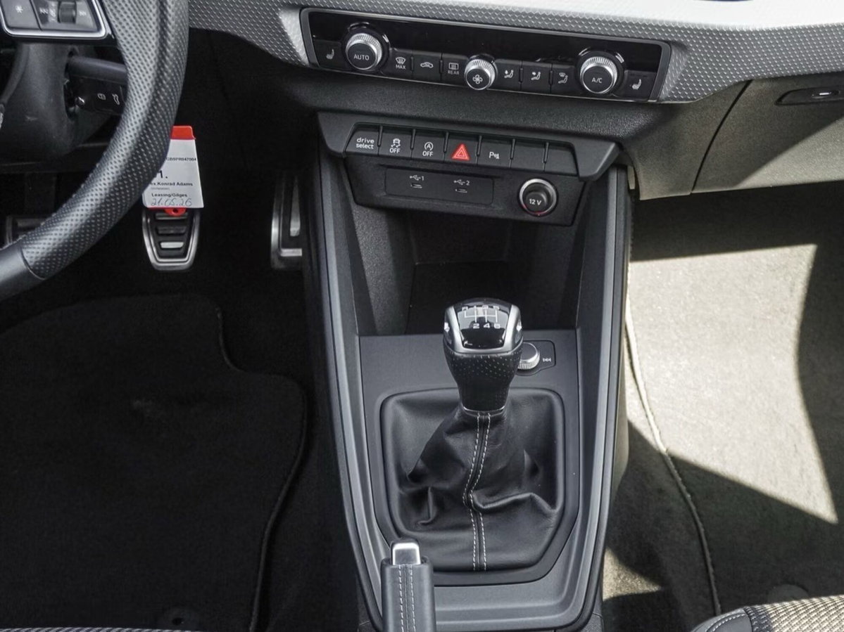 Audi A1 Sportback 30 TFSI S line edition (11)