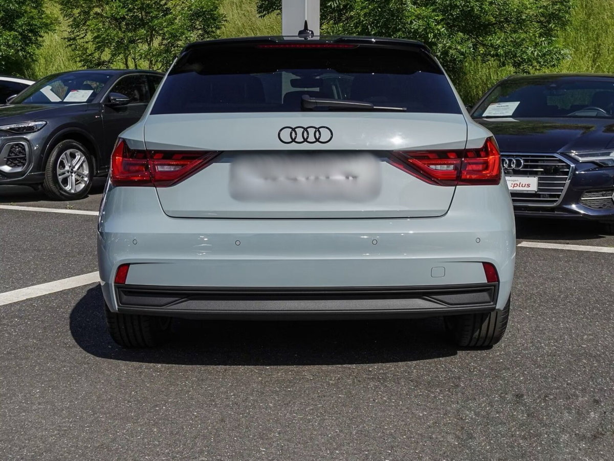 Audi A1 Sportback 30 TFSI S line edition (2)