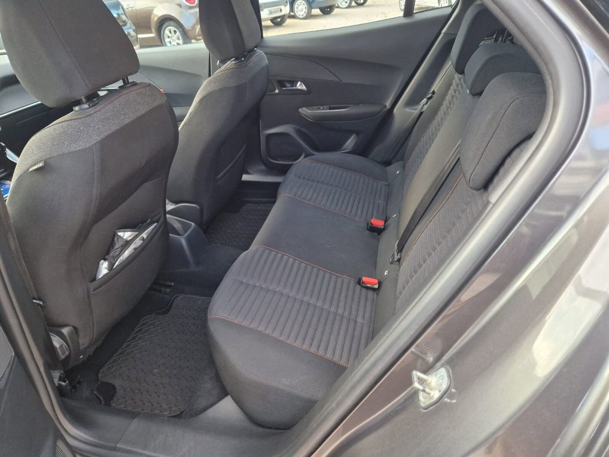 Peugeot 2008 Turbo 130 EAT6 S&S Allure (10)
