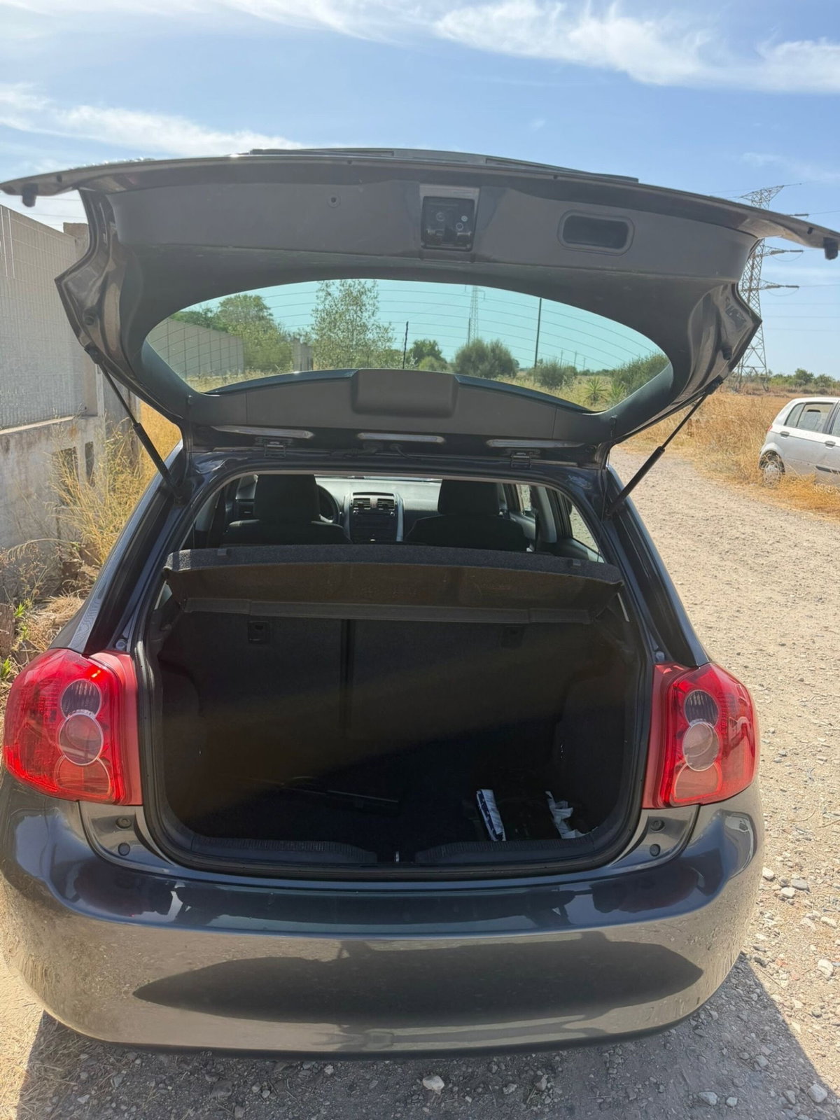 Toyota Auris 1.4 D-4D 5 porte MY'08 (16)