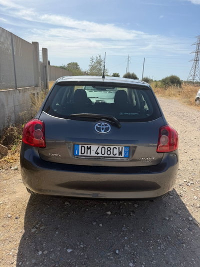 Toyota Auris 1.4 D-4D 5 porte MY'08 (5)