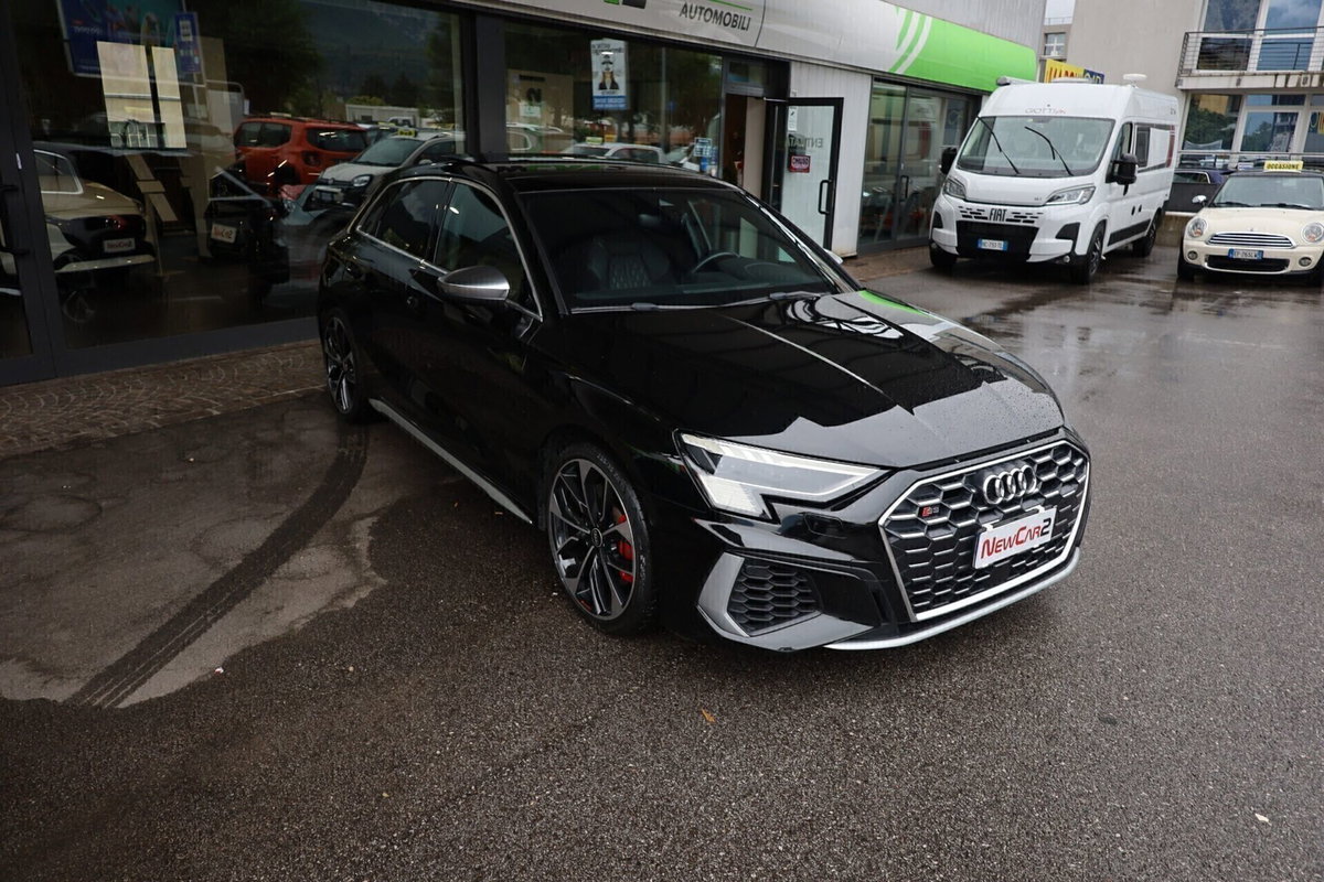 Audi A3 Sportback 40 TFSI quattro S tronic S line edition