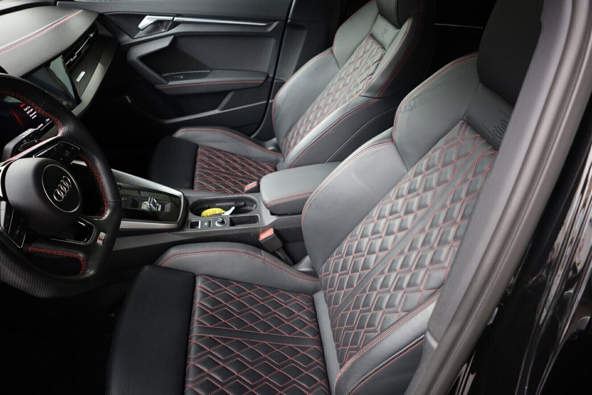 Audi A3 Sportback 40 TFSI quattro S tronic S line edition (14)