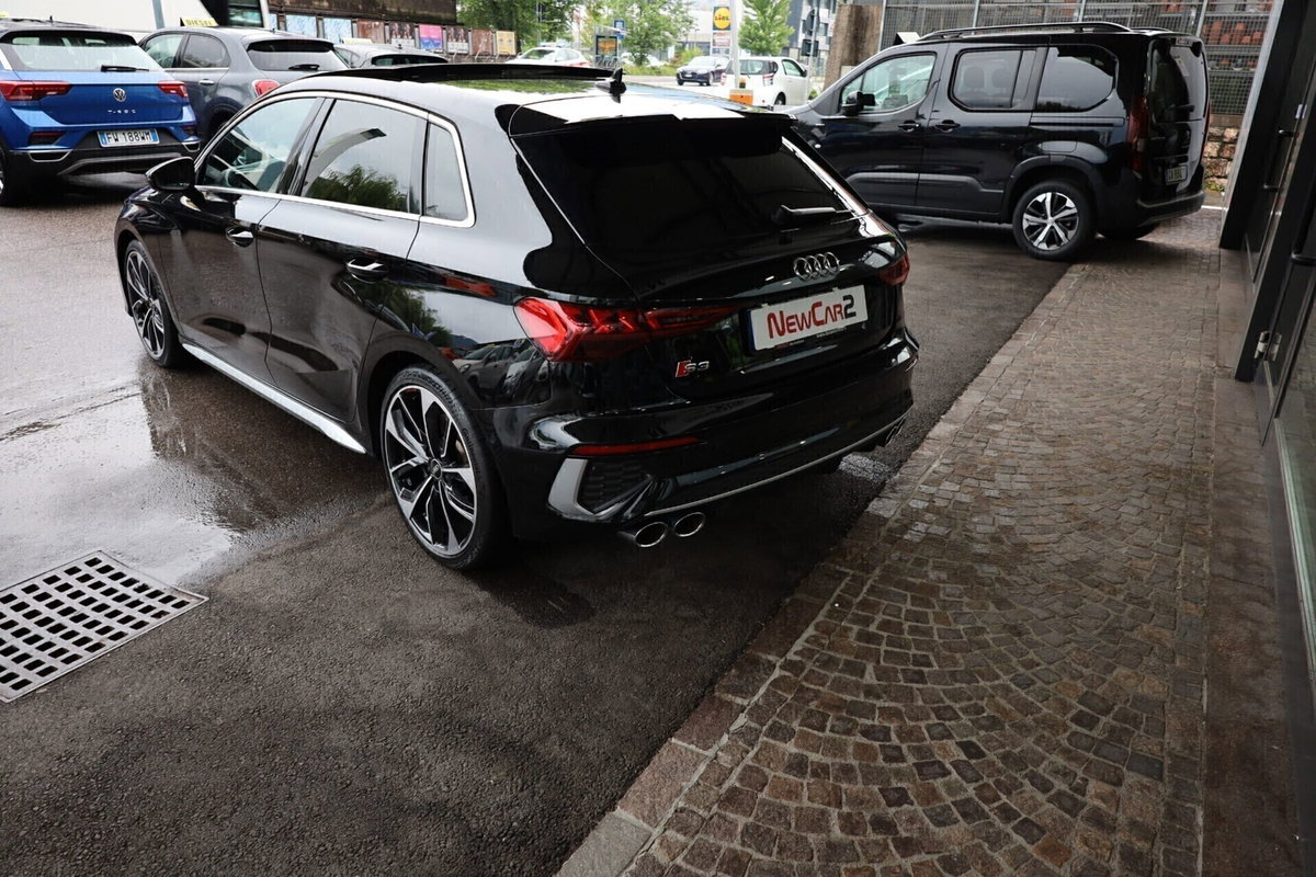 Audi A3 Sportback 40 TFSI quattro S tronic S line edition (5)