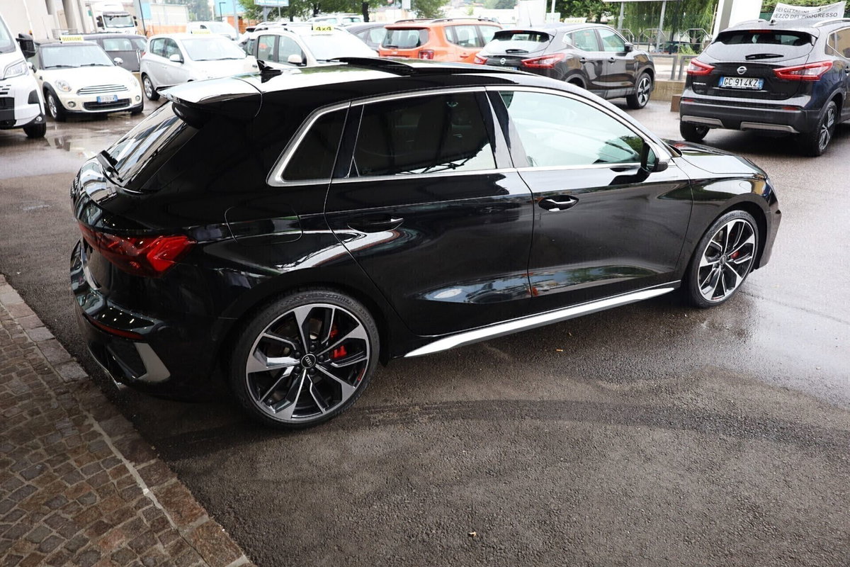 Audi A3 Sportback 40 TFSI quattro S tronic S line edition (6)