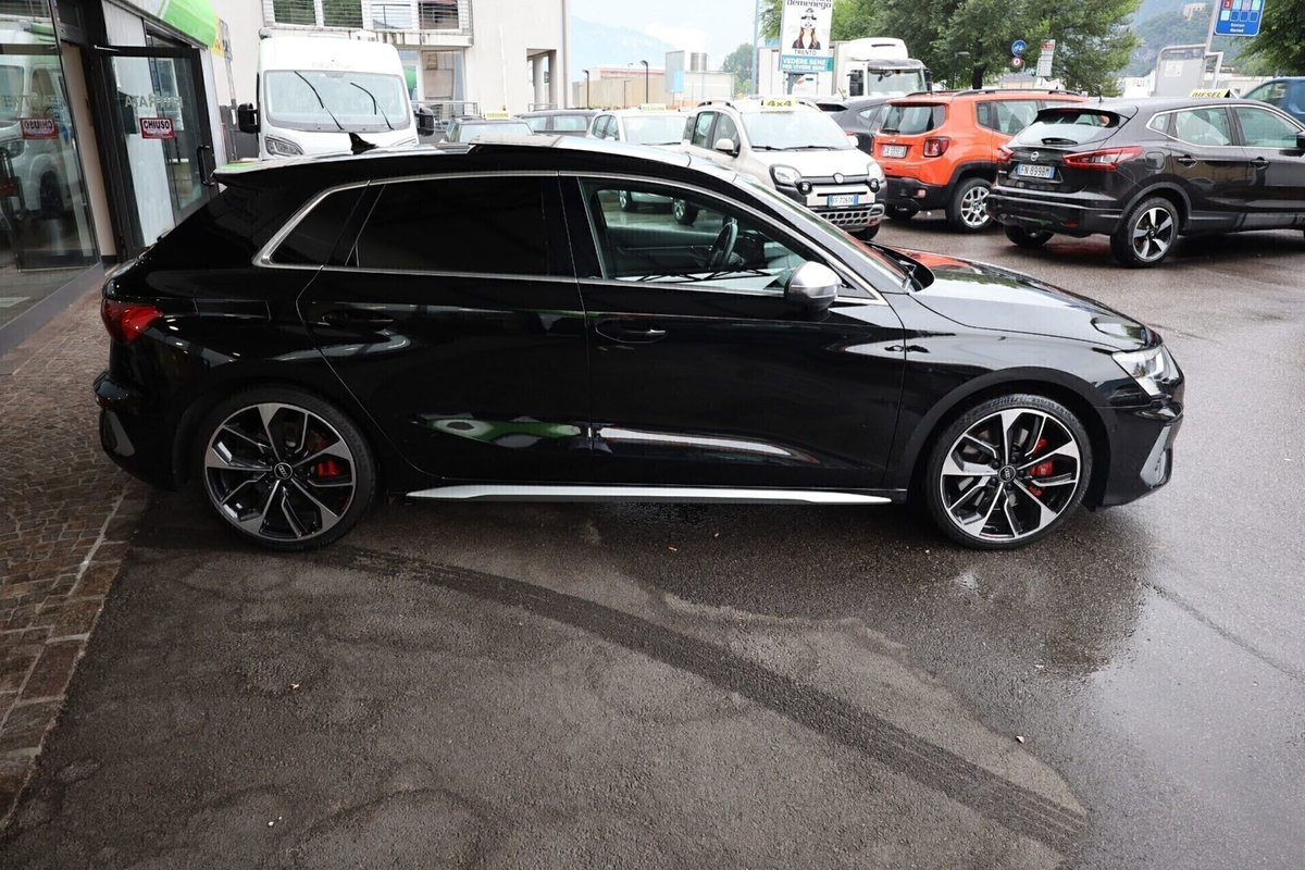 Audi A3 Sportback 40 TFSI quattro S tronic S line edition (7)