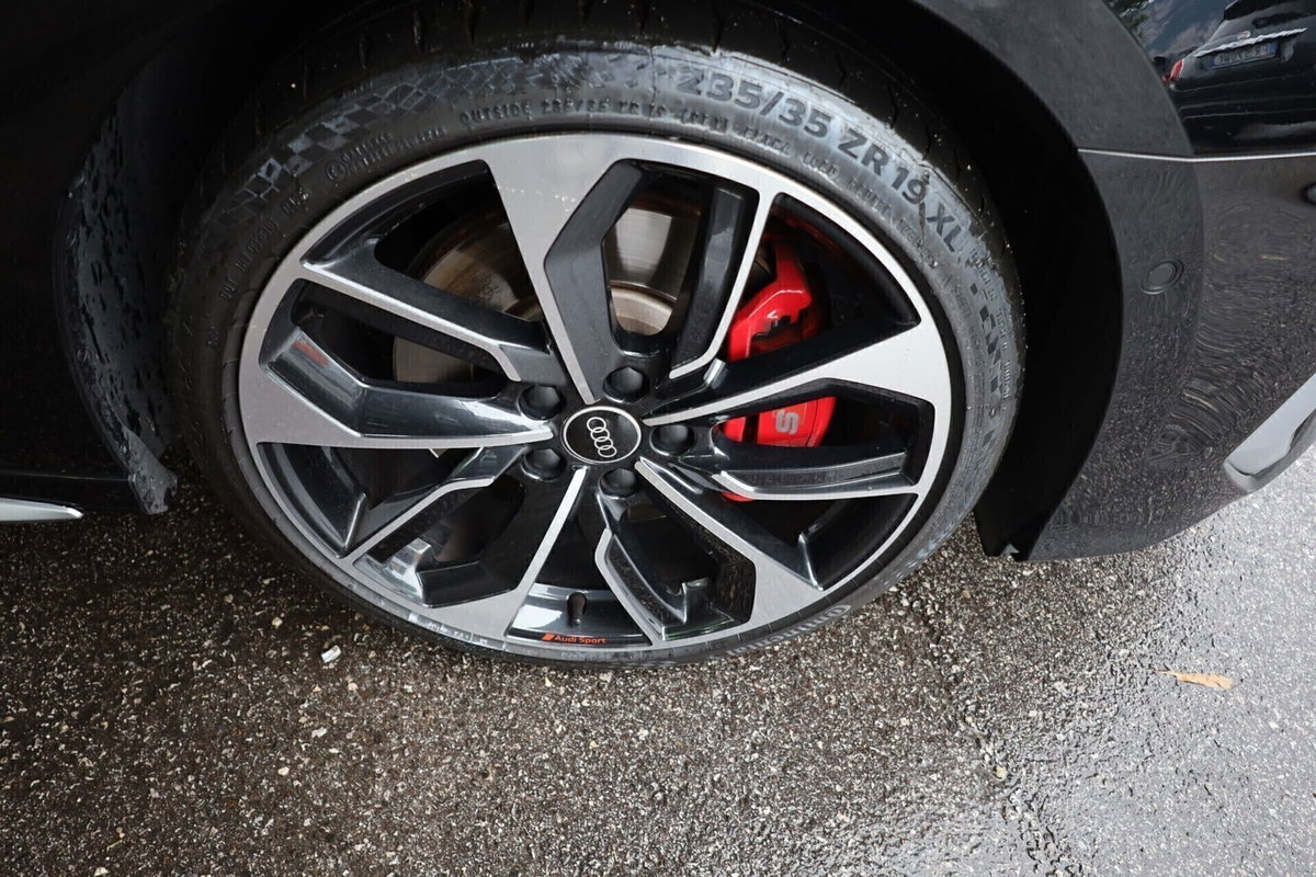 Audi A3 Sportback 40 TFSI quattro S tronic S line edition (9)