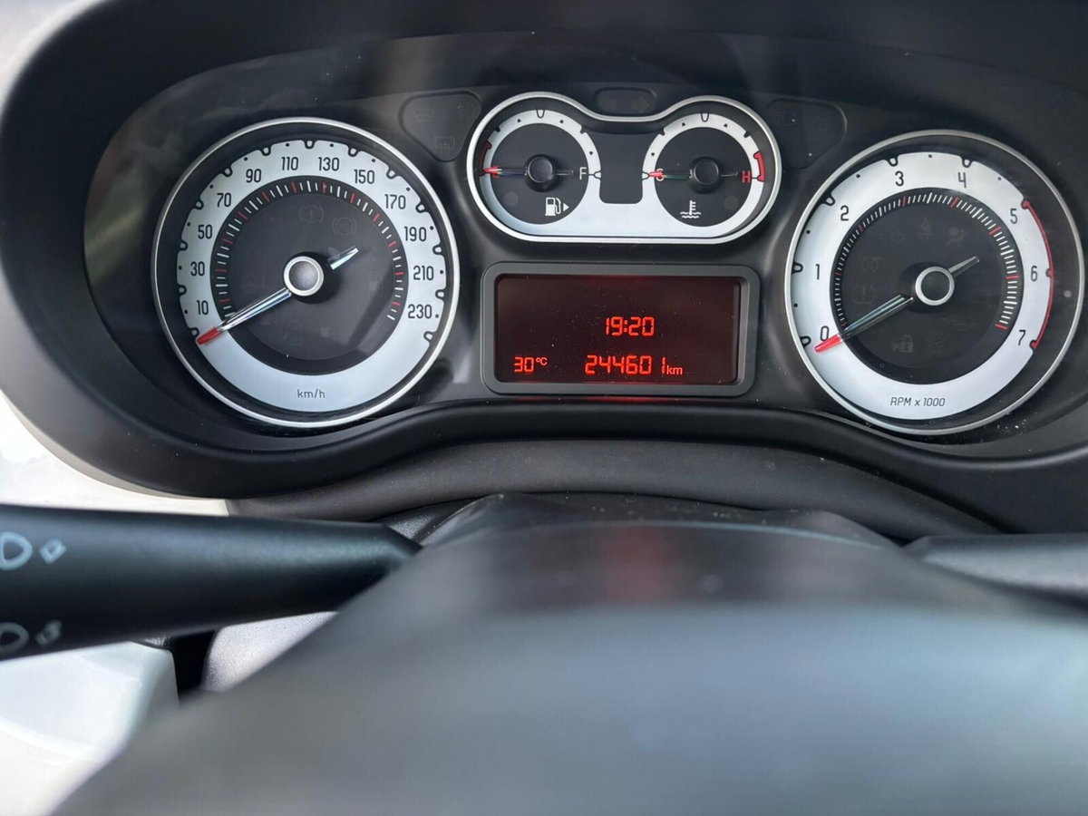 Fiat 500L 1.3 Multijet 85 CV Dualogic Lounge (15)
