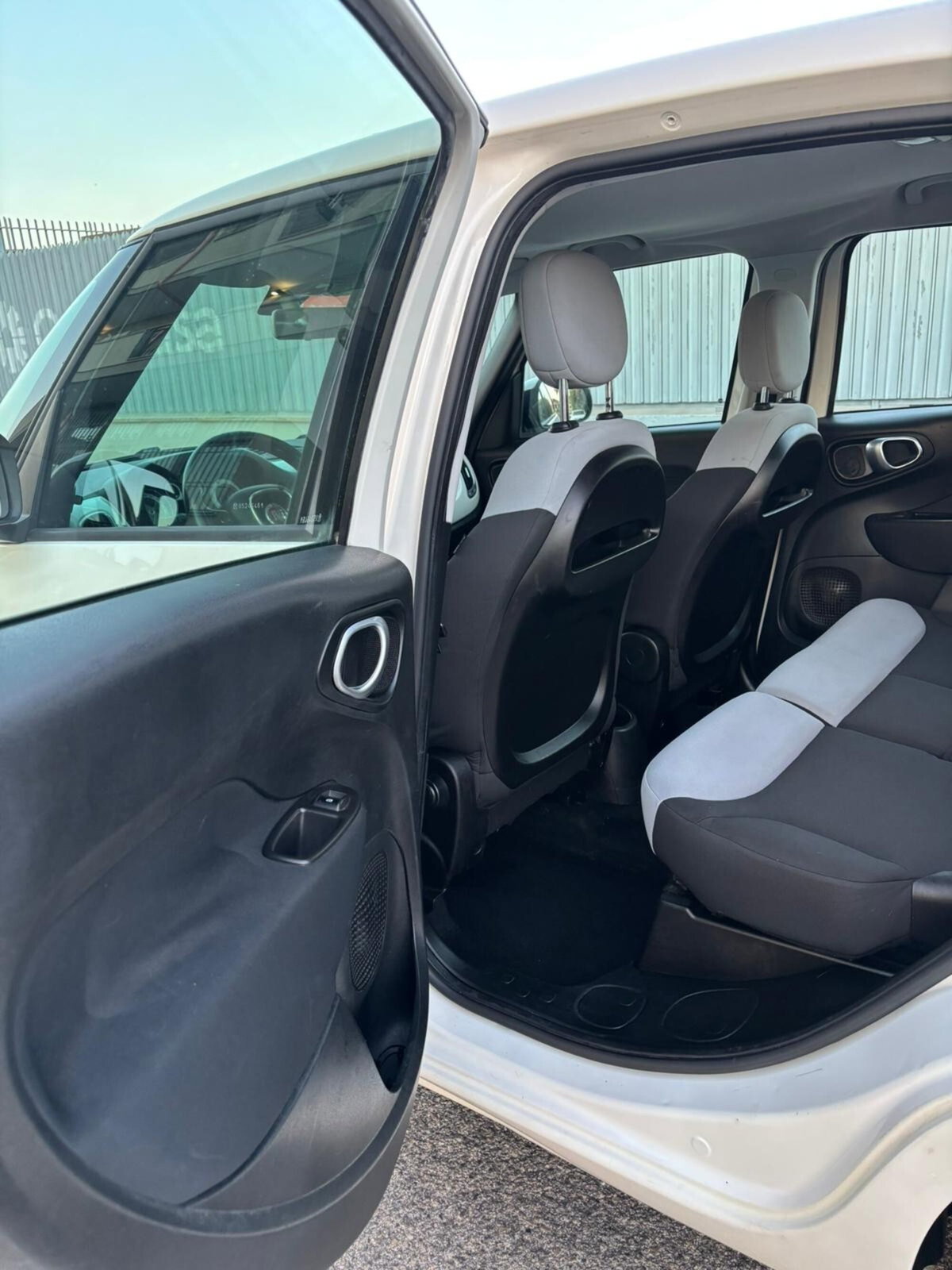 Fiat 500L 1.3 Multijet 85 CV Dualogic Lounge (18)