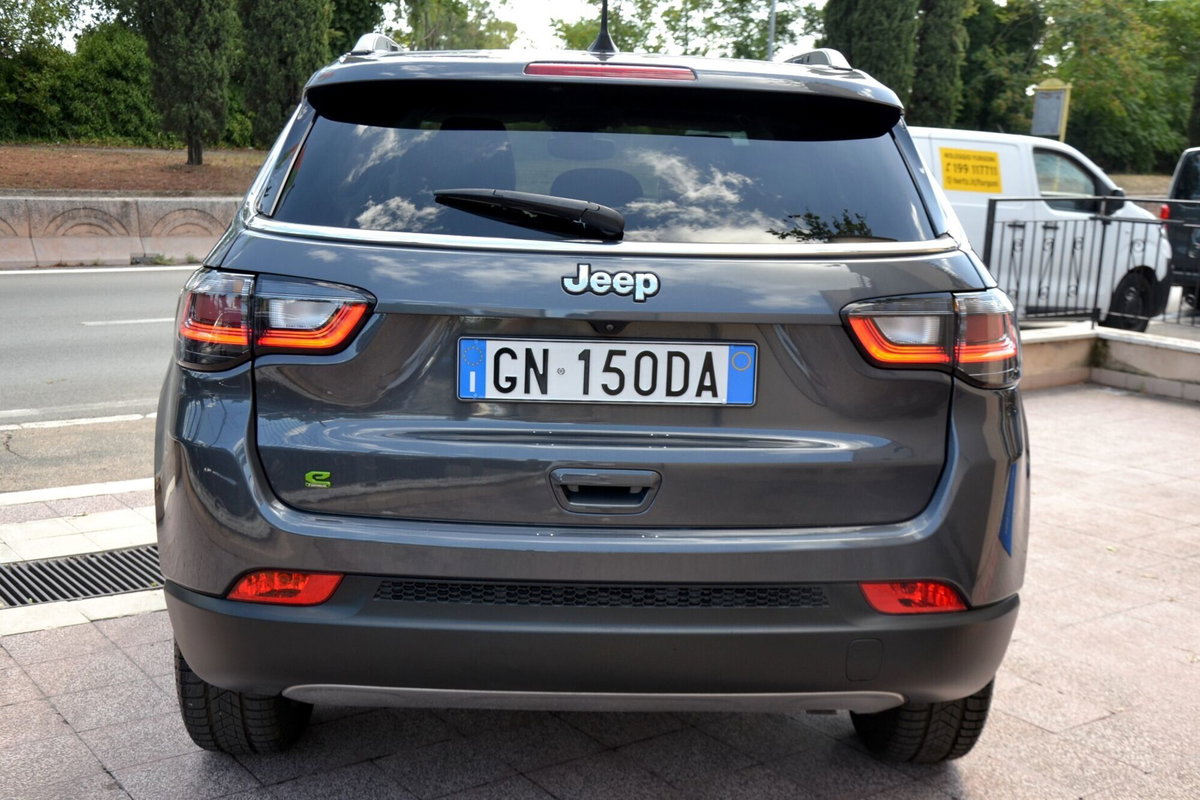 Jeep Compass 1.5 Turbo T4 130CV MHEV 2WD Limited (15)