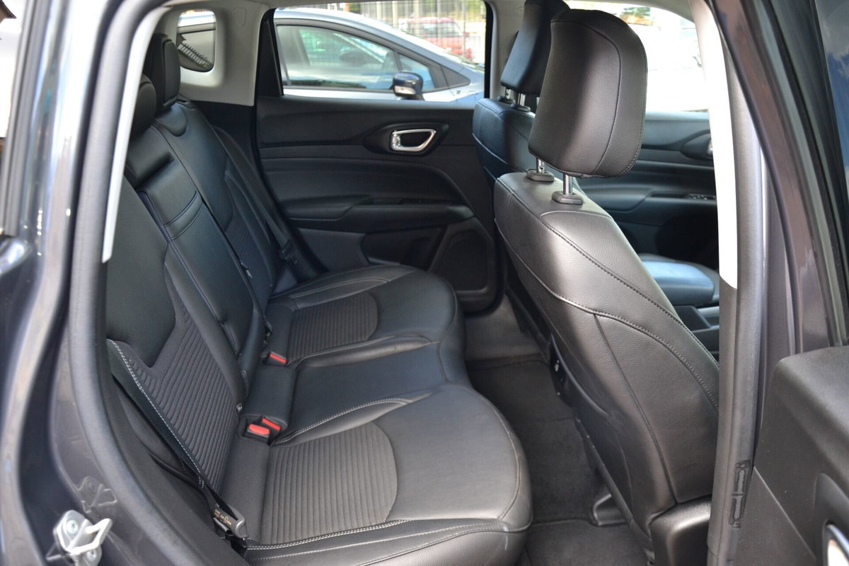Jeep Compass 1.5 Turbo T4 130CV MHEV 2WD Limited (8)