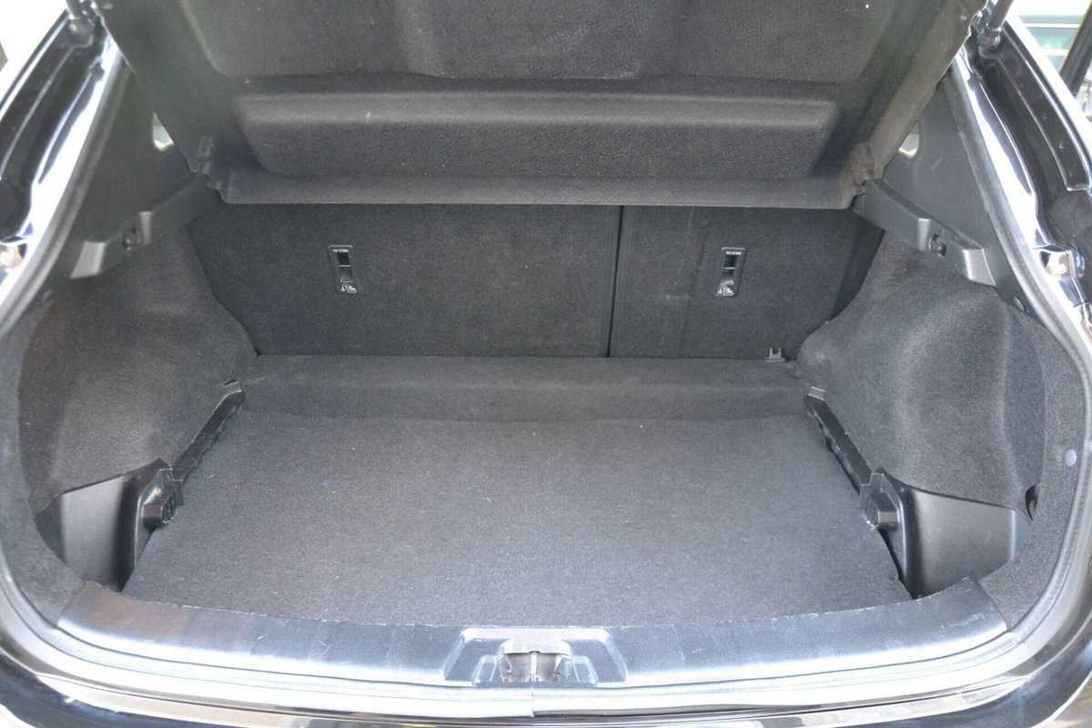 Nissan Qashqai 1.6 dCi DPF Acenta (11)