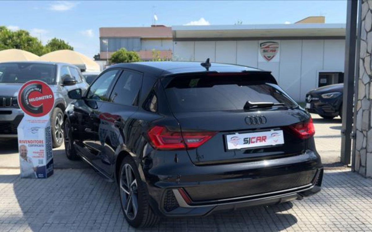 Audi A1 Sportback 35 TFSI S tronic S line edition (3)