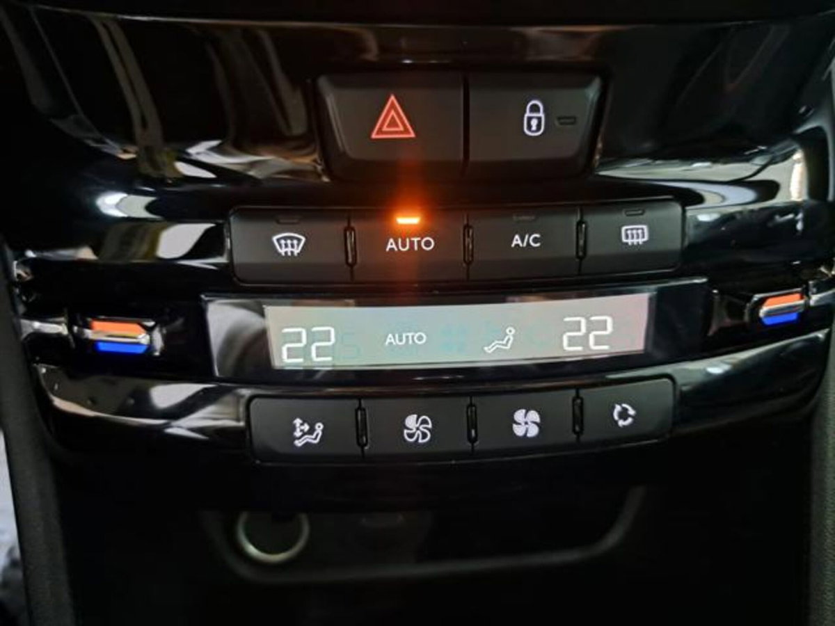 Peugeot 2008 100 S&S GT Line (10)
