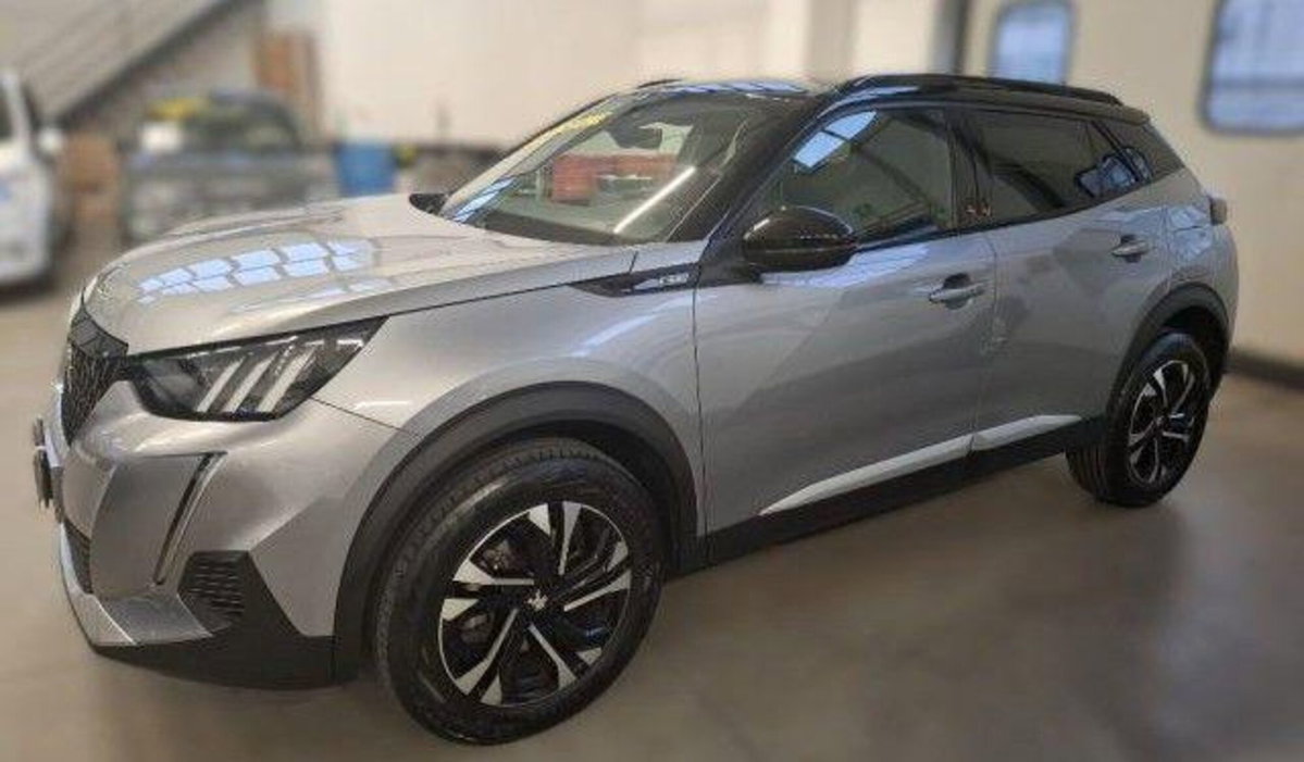 Peugeot 2008 BlueHDi 130 S&S EAT8 GT Pack (15)