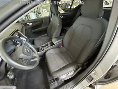 Volvo XC40 B3 automatico Essential (15)