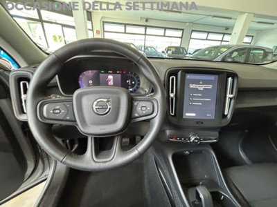 Volvo XC40 B3 automatico Essential (18)